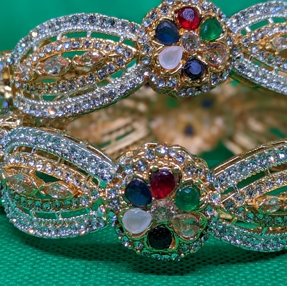 Pakistani bangles - Picture 2 of 3